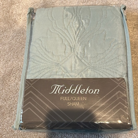 Middleton Pillow Sham-2 Pack NWT - Picture 3 of 4
